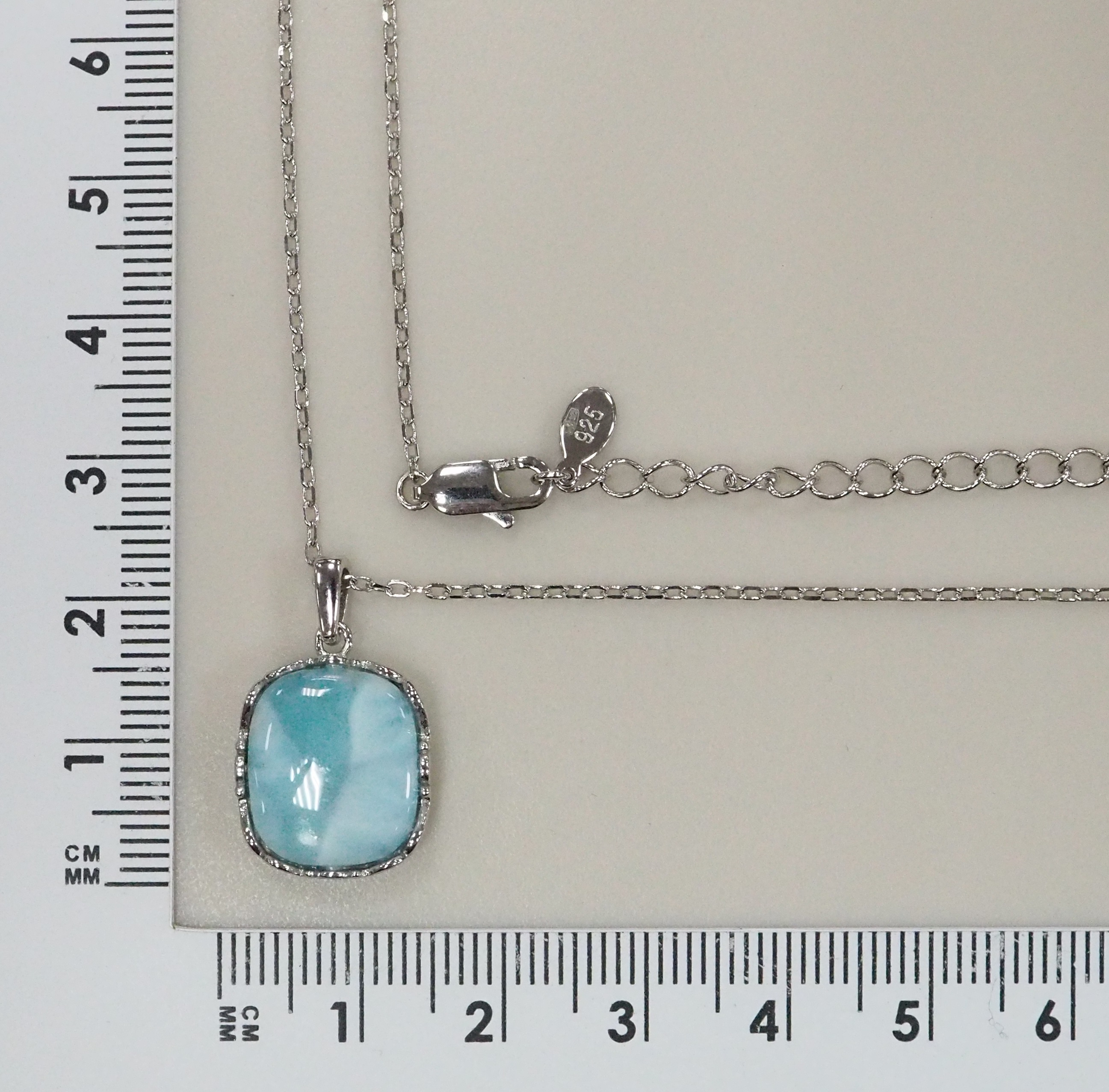 Серебряная подвеска с ларимаром на цепи